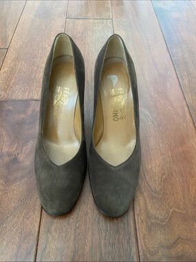 Salvatore Ferragamo Brown Suede Pumps with Lucite Heels